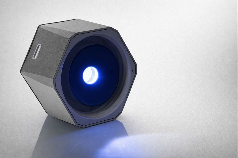 primera botella de hidrógeno con autolimpieza UV integrada